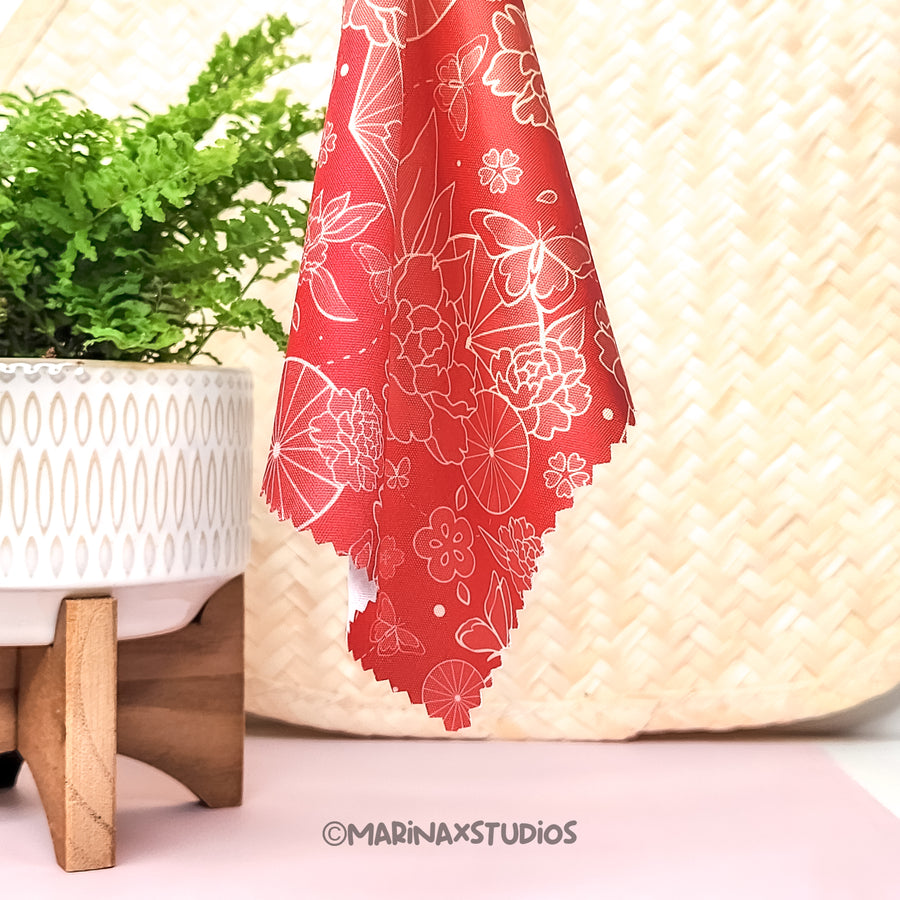 Red Peony Lens Wipe